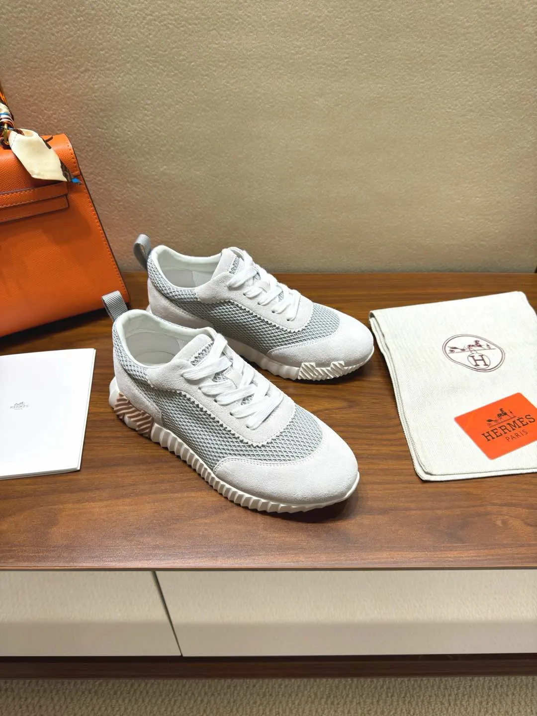 💕💕Factory direct selling price p640💕💕 Men ➕20💰Hermes 🐎24 new sports shoes 🆕 H family 2024giga new sports shoes **3cm, a real artifact, original molded outsole, very stylish and light, perfect foot feel💯 size: 34-46 (customized at 34.45.46)